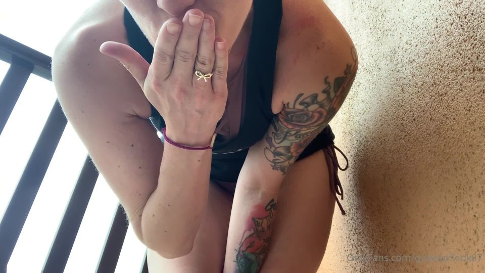 Onlyfans - queenofkink87 - We took a trip to Hawaii in December and spent the full week finding places to be extra na - 04-08-2020