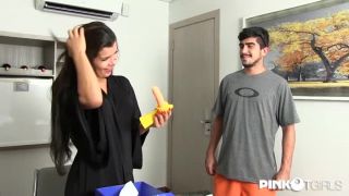 Sula Camargo - The Delivery Guy Download Porn Videos in G...