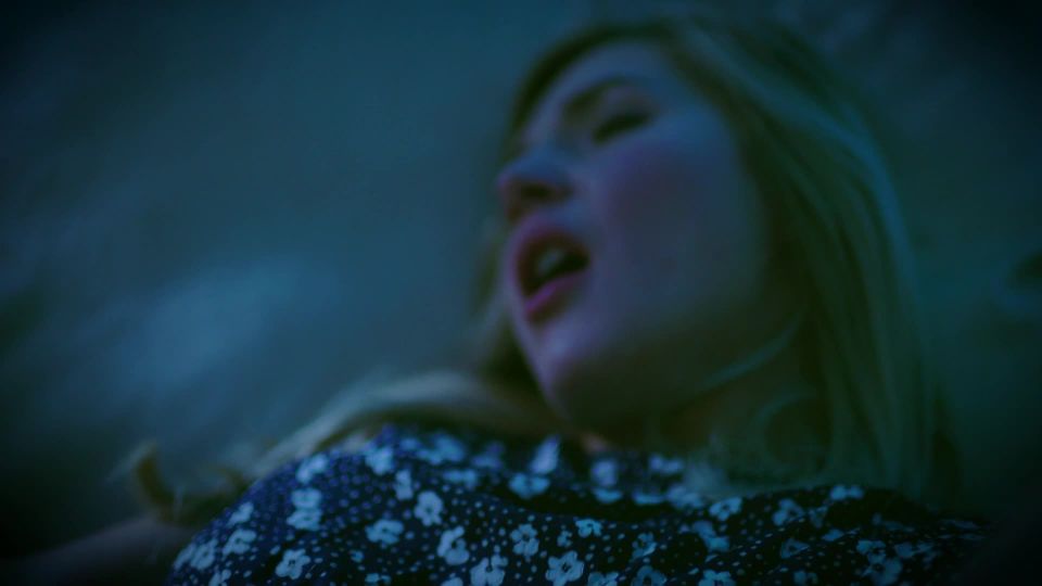 Chloe Duval - Chloe, una historia indecente Escena 1 - 16 Octubre 2023