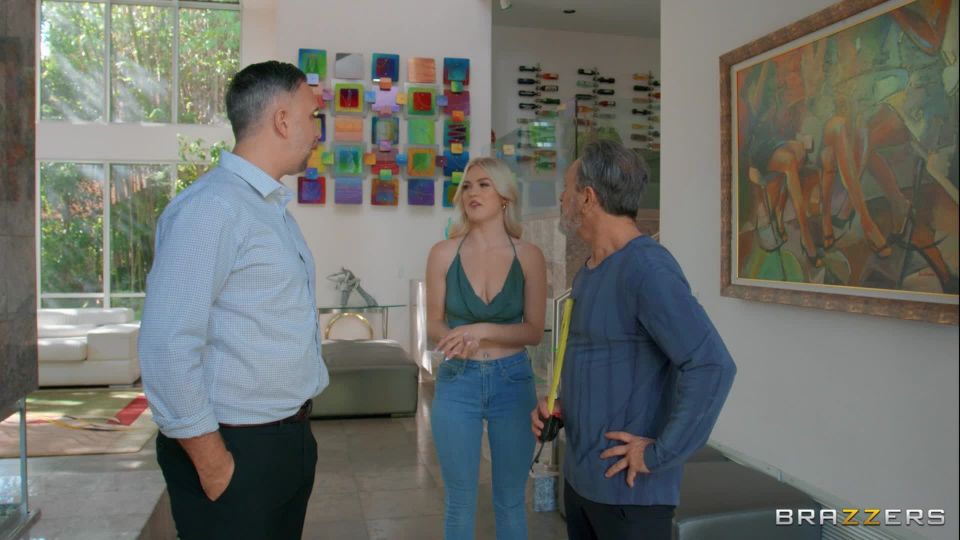 adult xxx video 2 Jazlyn Ray - Sucking Off The Real Estate Agent on fetish porn banana blowjob