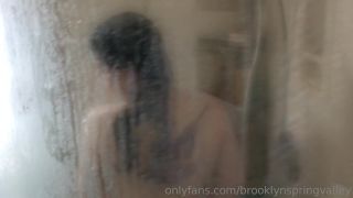 Brooklynspringvalley () - fun with my exfoliating scrub in the shower 17-03-2019