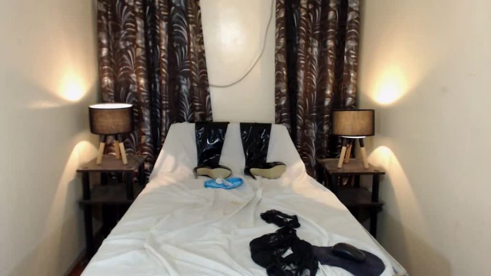 online clip 16 Shemale Webcams Video for December 28, 2018 – 15 on webcam 