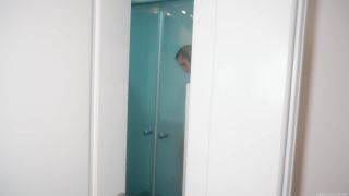 [Amateur] fucked stepmom in the shower-cumshot on her face-LuxuryMur