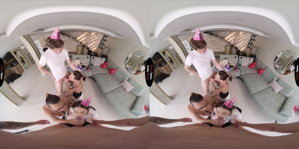 Jane White, Margo Von Teese, Oksana Katysheva...