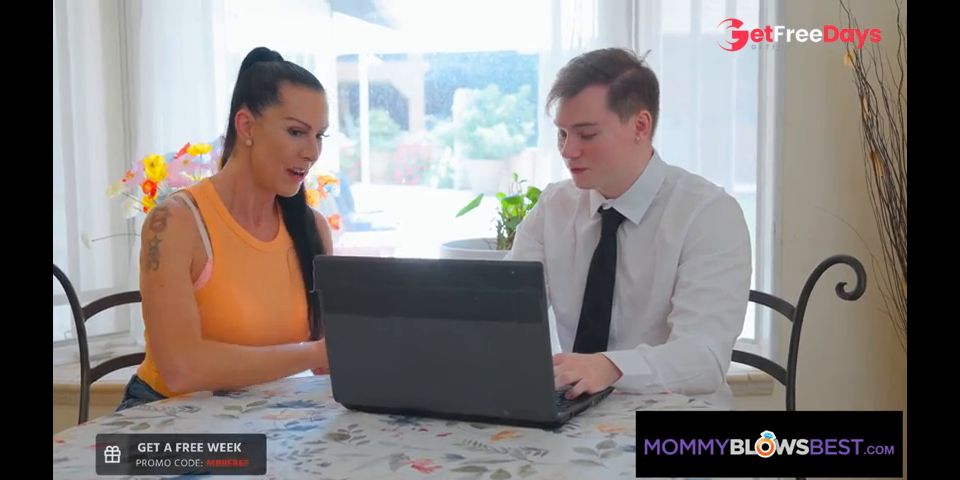 [GetFreeDays.com] MommyBlows Best - Brunette Busty Milf Blows Her Financial Officer Good - Texas Patti Sex Stream October 2022