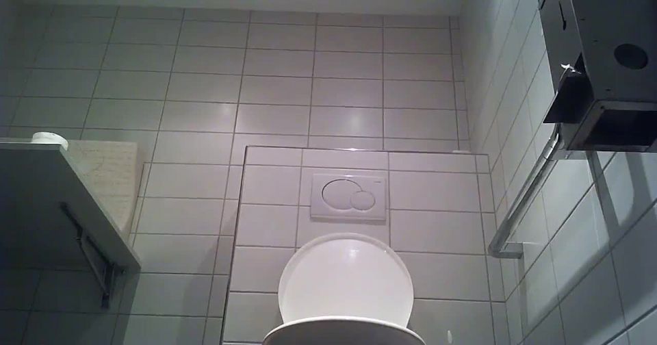  voyeur | Voyeur - Swiss Toilet 8 | voyeur