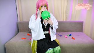 Cosplay Girl Blows And Pops Balloons And Then Masturbating Her Big Clit 