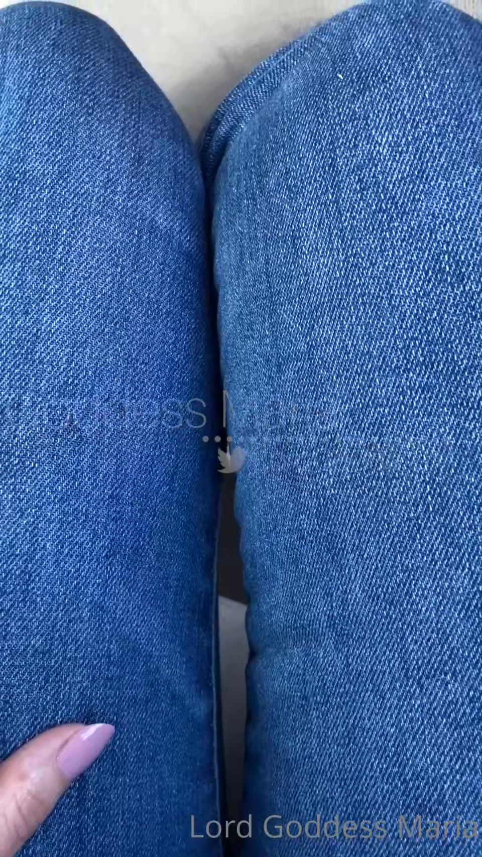 LGM H265_Dejo que el cuck me haga preguntas sobre servir a mis amigos y mi novio