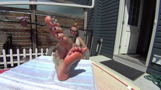 Girl Next Door Teases you with her INCREDIBLE Pink Soles while Tanning! - The Fantasy Chest 2