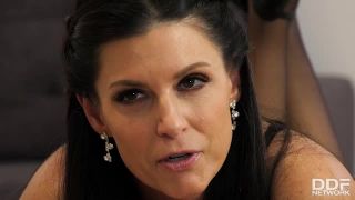 India Summer - American Milf Fucked Until She Cums