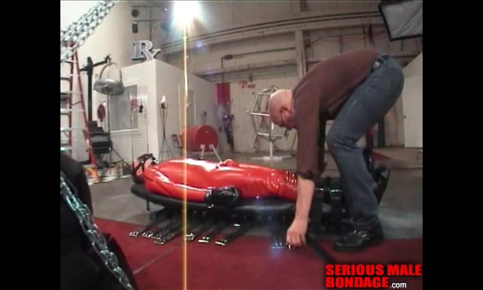 SeriousImagesPooka Takes His Turn On The Spin Machine In Red Hot Latex