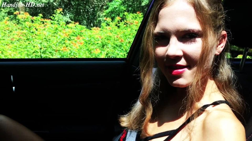 Porn online Handjob in the Car – CrazyStacy