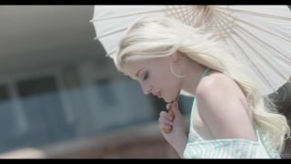 Arte sexual - Charlotte Stokely - Las niñas aman el sexo - JAV