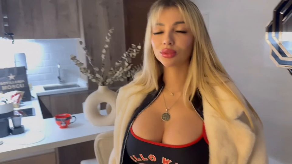 [K2S.CLUB] Noahpells - FANS fucks Chilean porn ACTRESS after LIVE AT GatitaVeve restaurant - HD 720P