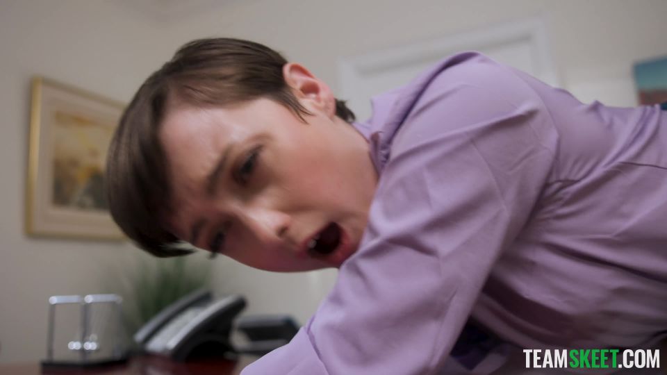 Jade Valentine - [ExxxtraSmall com] - [2024] - Mi pequeña secretaria - 4K