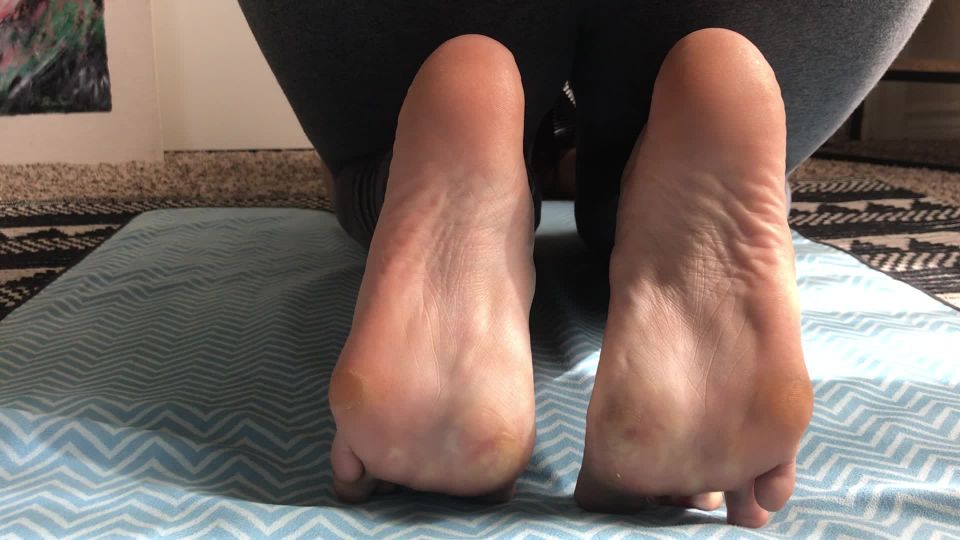 online adult video 15 secretary foot fetish feet porn | the-goddess-clue 23-10-2019 Sunlight shines on my stretched sol | feet