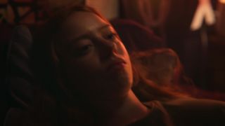 Alice Hewkin, Lily Newmark - Sex Education s01e04 (2019) HD 1080p - (Celebrity porn)