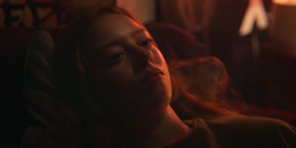 Alice Hewkin, Lily Newmark - Sex Education s01e04 (2019) HD 1080p - (Celebrity porn)