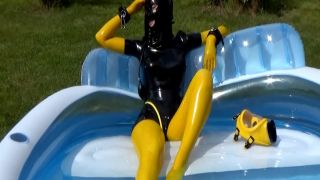 online video 2 underarm fetish femdom porn | Packed and sucked | video