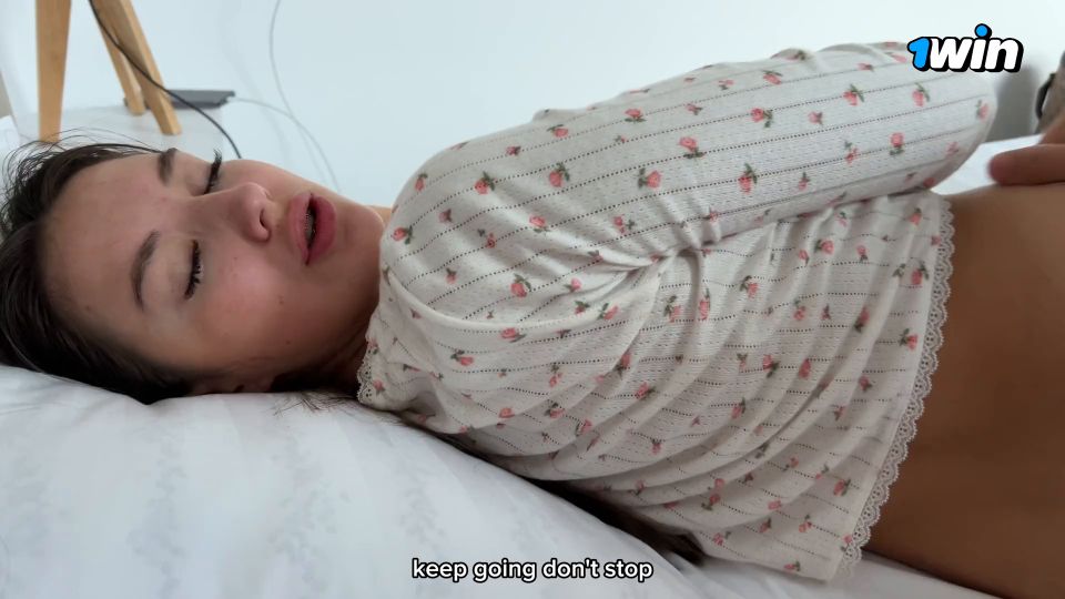 6281 Stepsister Sharing Bed And Give Me Pussy But I Didnt Get...