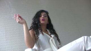 FEMDOMFOTO - Fernanda - The Smoking Bitch (German).
