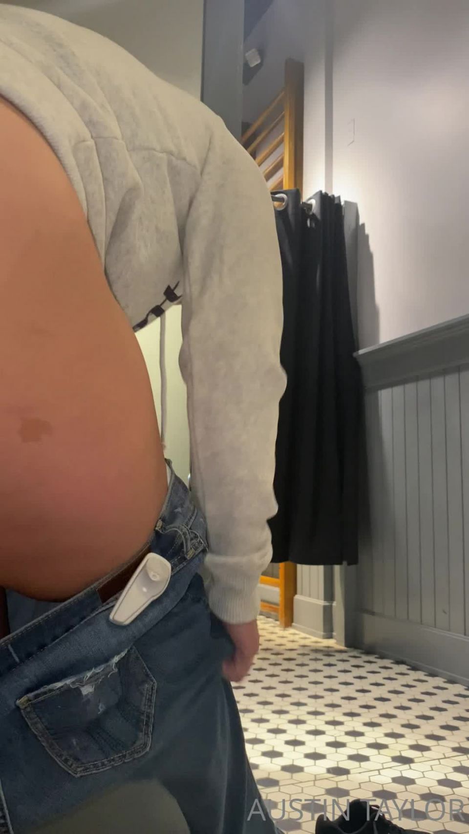 Onlyfans - Austin Taylor - taylored - tayloredDressing room haul - 14-12-2020