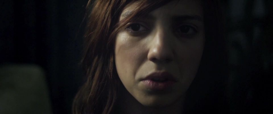 Barbara Perrin Rivemar - Aquí viene el Diablo (2012) HD 1080p!!!