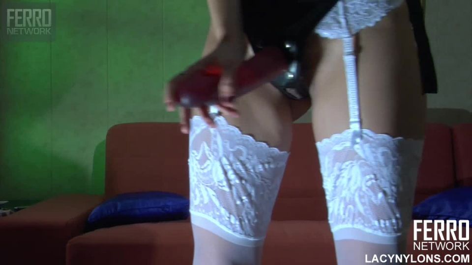 LacyNylons g586 (mp4)