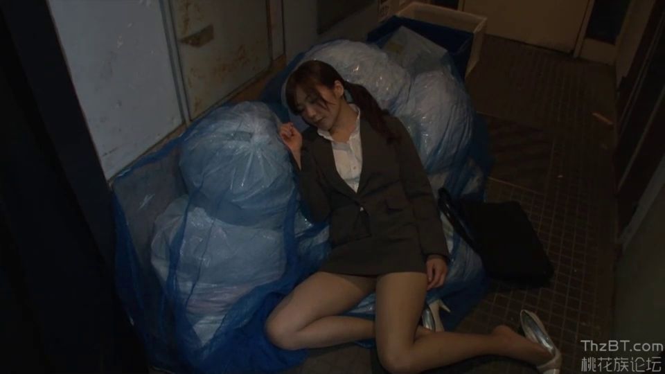 Molester borracho muerto (porno de Amateur) Kanou Ayako, Hayama Miku, Moriyasu Sana, Nishio Remu