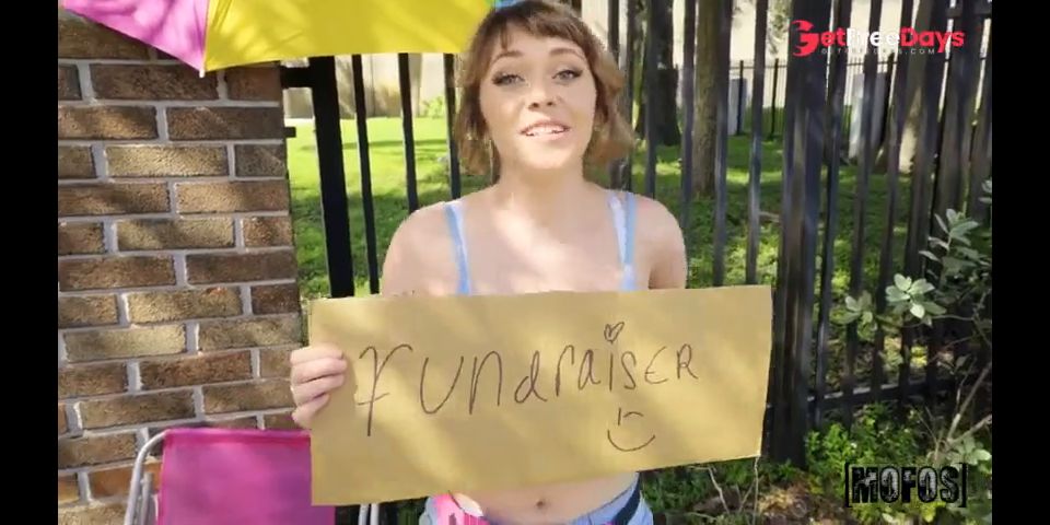 Ava Sinclaire Gets Cockalized From The Street In POV