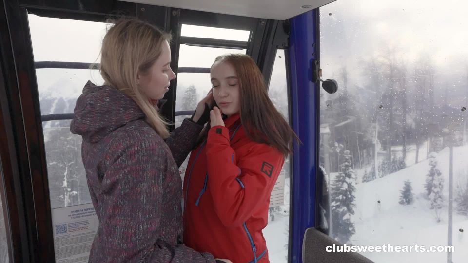 Ready, set, snow! 4/4 - Alice Flore, Erika Mori Video Sex...