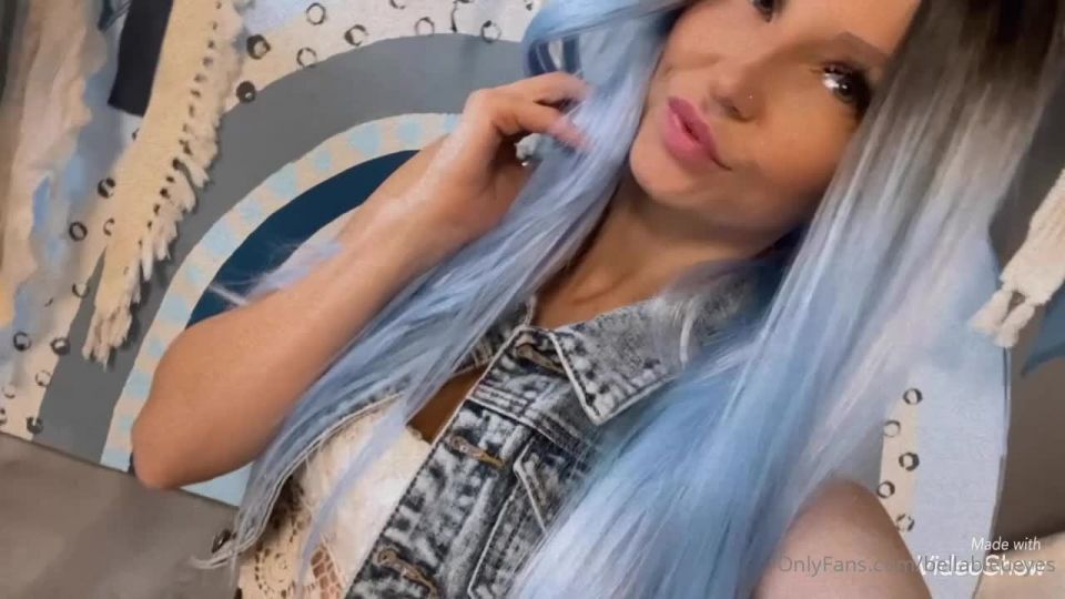 Bellla Bleu - bellableueyes () Bellableueyes - cum eat me this wig though 06-04-2022