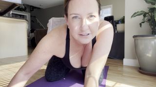 PilatesMilf - Yoga Teacher allows Free Use in class - Roleplay