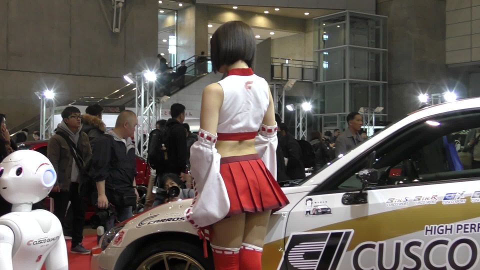 online clip 26 Porn online Voyeur Tokyo Auto Salon 4 - hidden camera - webcam 