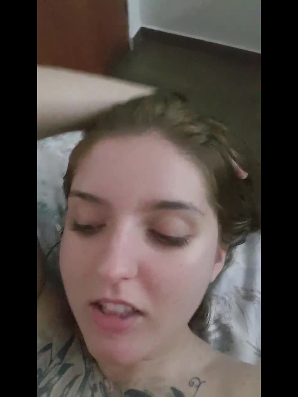 Pasión en vivo en la noche caliente: Momentos vaporosos revelados