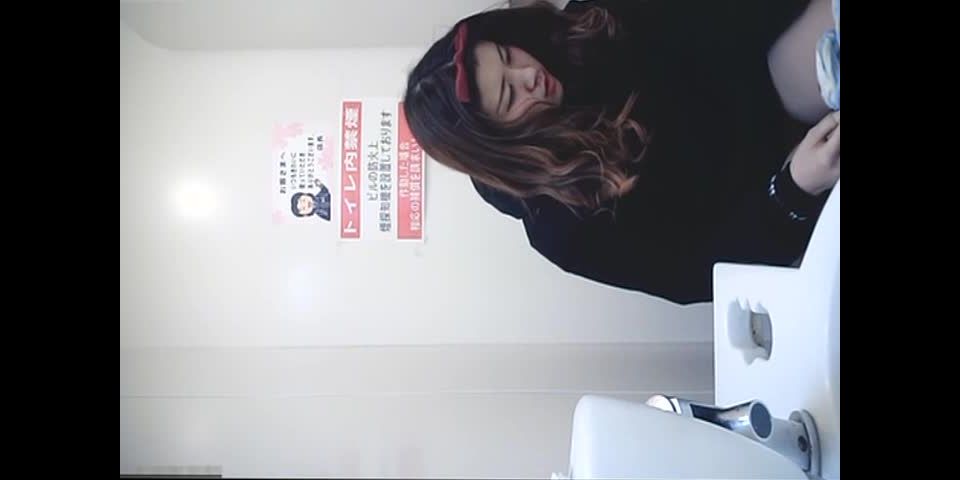 End of month limited price Convenience store toilet beautiful sister 04 10 15299181 on voyeur 