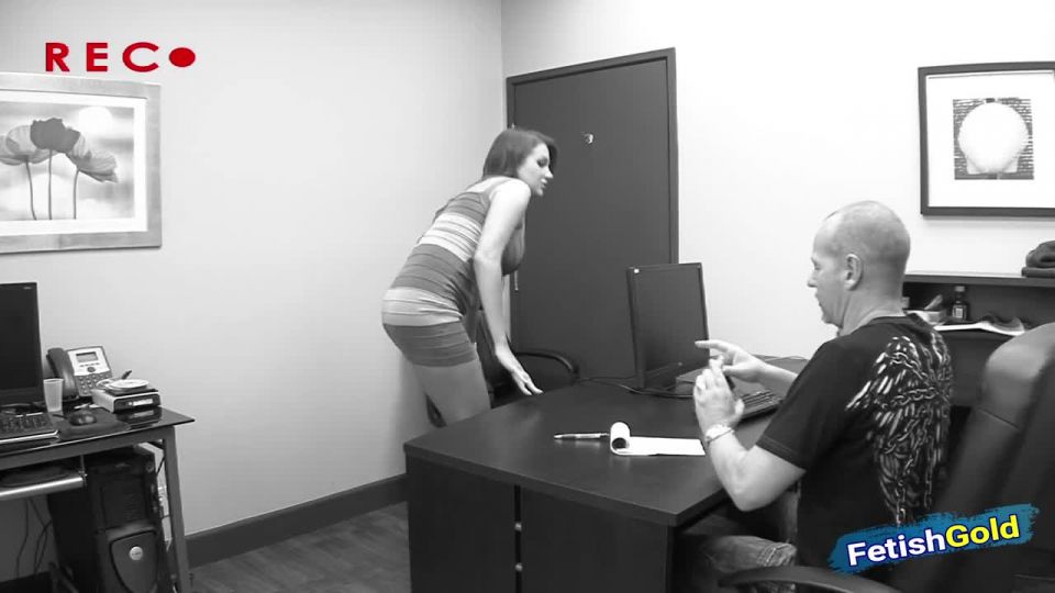 Busty brunette gets her cunt rammed by experienced guy at porn audition Casting!