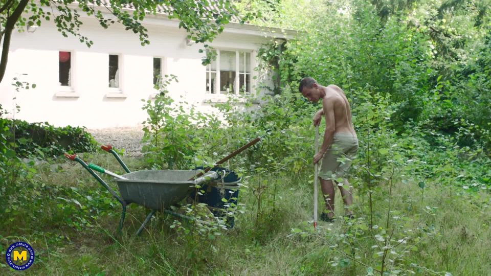 Angelique Luka in This gardner gets to plow the lawn from a hot mom...