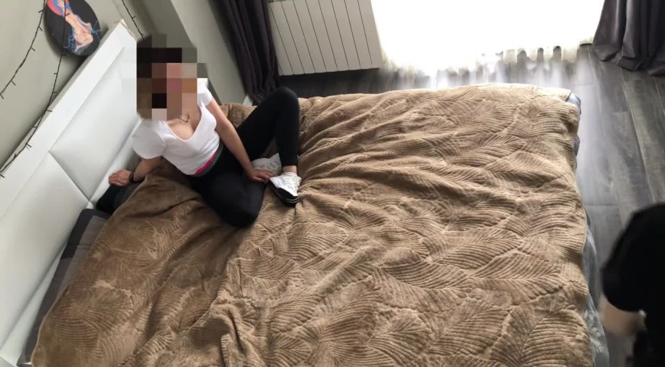 Good view couple - The wife was going to a fitness and planned to have sex with her trainer - 2023