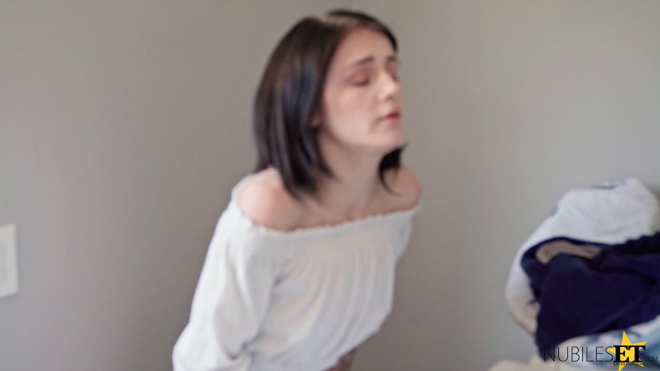 video 44 -Porn – Rosalyn Sphinx – Her Strange Addiction Uncontrollable Orgasms | sleeping | teen 