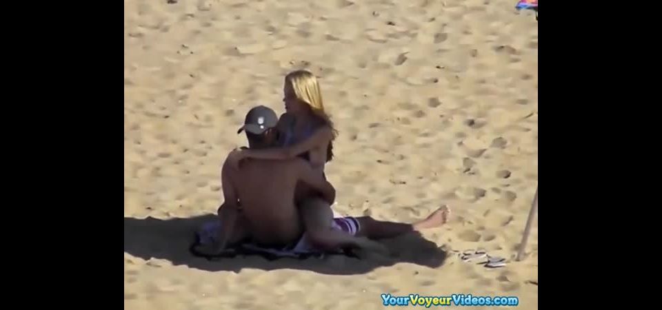 Blonde girl rides her boyfriend’s dick in beach Nudism!