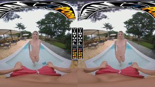 Britt Blair - Britt Blair Gets Wet - VirtualPorn (UltraHD 4K 2021)
