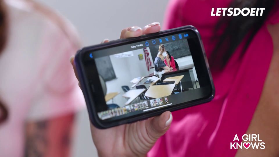 6295 Top 5 Lesbian Strapon Compilación de niñas con falsos Dicks