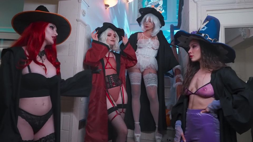 [supermisses.com] Halloween orgy Alicebong, Purelovecult , Amber Hallibell – WitchPunsch… or everything went wrong FullHD 1080p | superheroines porn, superheroine, wonder woman