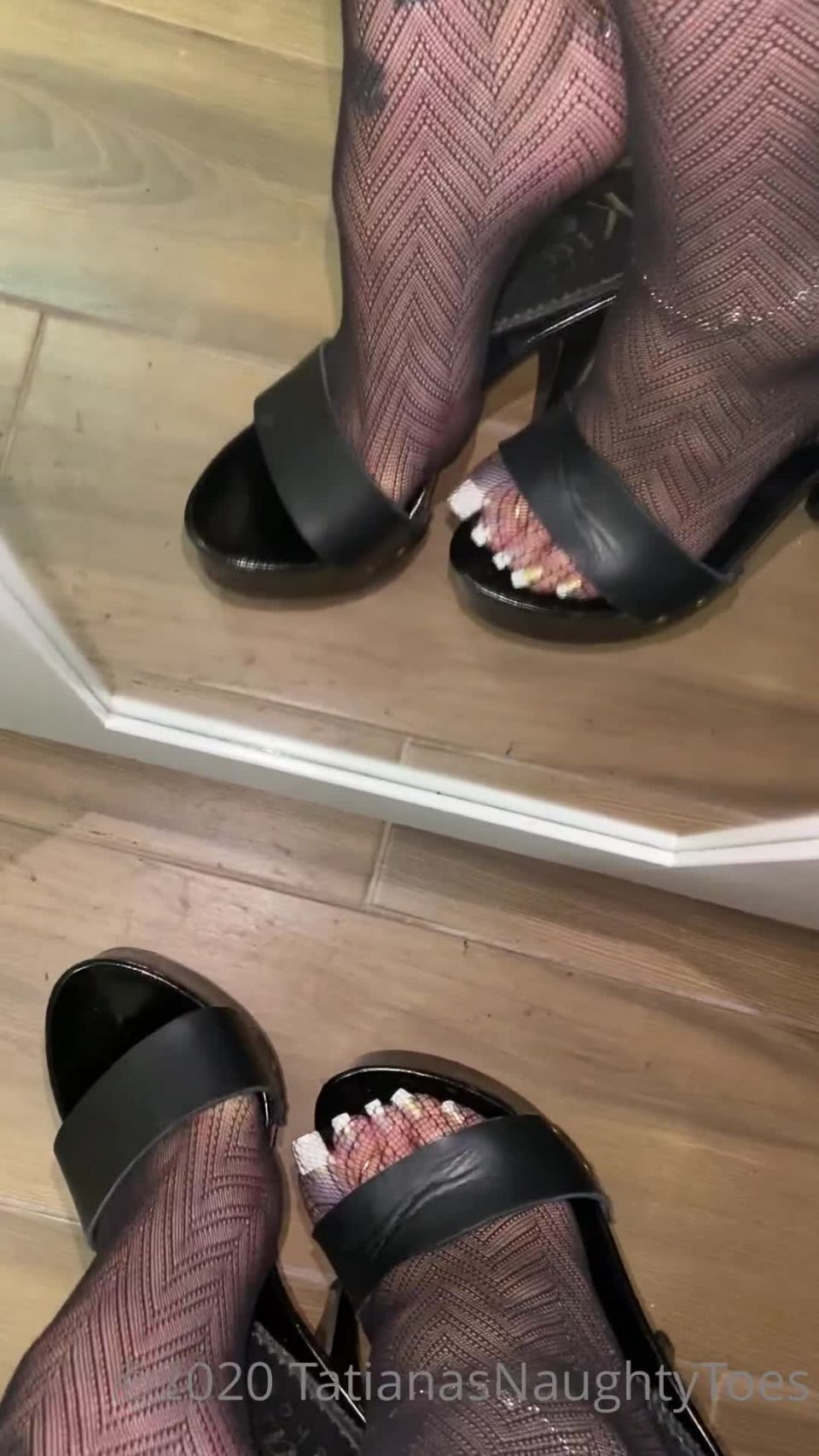 TATIANA - tatianasnaughtytoes () Tatianasnaughtytoes - new french pedicure black nylons these sexy nylons in my black kiara mules 11-12-2020