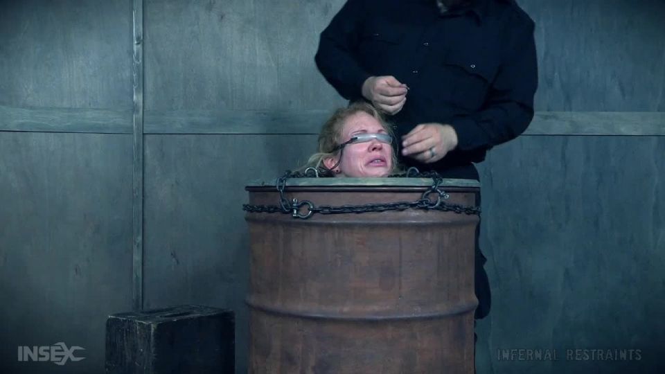 Rain DeGrey - Barril de Sexo Divertido Online Porno FullHD