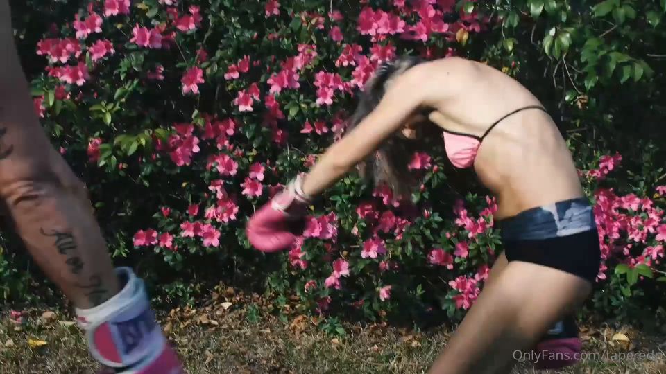 Taperedphysique vs Lora Cross: Boxing to Bareknuckle Battle!