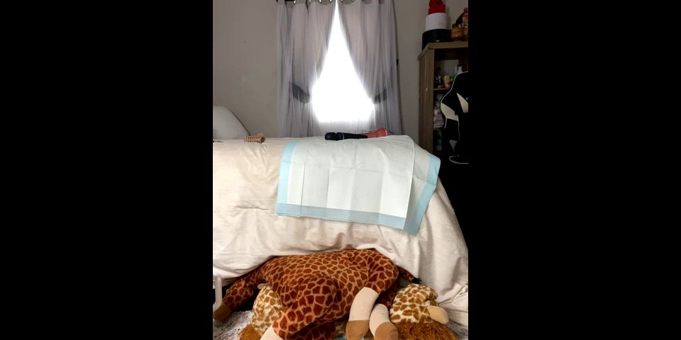 Kennedy Kay Teases en un FFM Trío FFM follada Video con Lil D fetiche Lil D, Kennedy Kay