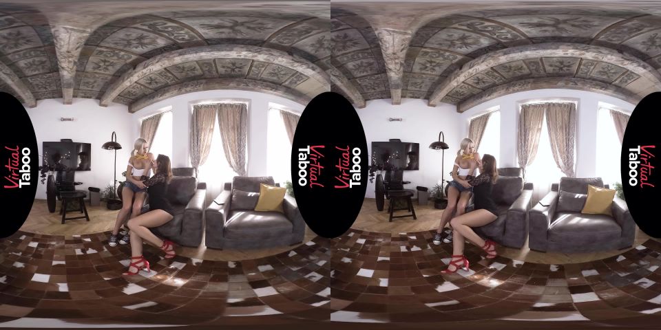 Jenifer Jane, Ria Sunn (Mommy, Are You Sure It's A Dildo? / 22.09.2018) [Oculus Rift, Vive] [1920p / VR] VirtualTaboo, feeder fetish on hardcore 