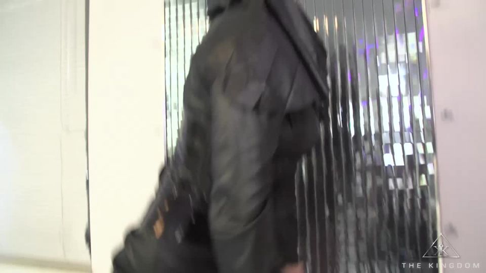 free porn video 7 Kates-palace – Rubberschlampe Part 2 - kates palace - femdom porn strong femdom